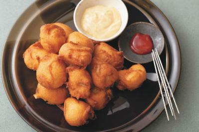 【三國シェフ】の思い出の味を再現！ 体の芯から温まる「鮭汁」＆さくさくとおいしい「プチあげいも」（サムネイル画像）