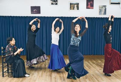 94歳の現役フラメンコダンサー【小松原庸子さん】80歳で患った大病からも2カ月半のリハビリで復帰！（サムネイル画像7）