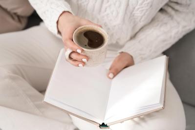 年金繰り上げ・繰り下げで損しない選択を。意外な注意点と最適な受給の年齢を徹底解説！（サムネイル画像）