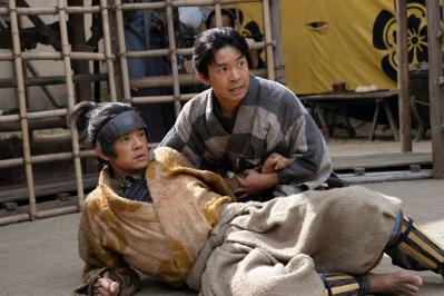 【豊臣兄弟！】「信じよう」とする豊臣兄弟（仲野太賀、池松壮亮）と「信じまい」とする織田信長（小栗旬）の対比がおもしろい！（サムネイル画像3）