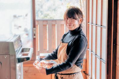 介護中の50代女性が自宅で開業!?その焼き芋屋が人気店になるまで（サムネイル画像）