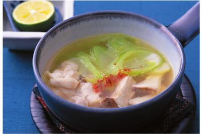 「レンジで簡単！」料理研究家・大原千鶴さんおすすめ、疲れた体を癒す「エリンギと鶏の土瓶蒸し風」時短レシピ