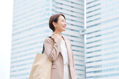 シニアだけじゃない！【尿漏れ】は日本女性の2人に1人!? ピンチのときに使える一手とは？（サムネイル画像）