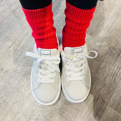 スマホより軽いシューズ!?韓国で130万足売れた “歩きやすくておしゃれ”な一足を編集部員がお試し！その実力は？（サムネイル画像2）