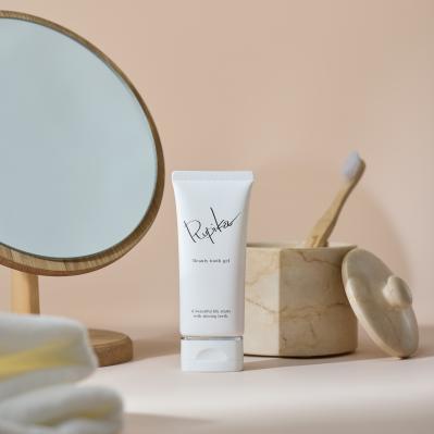 お口の中から健康と若さを　口腔美容ジェル・ルピカ（サムネイル画像6）