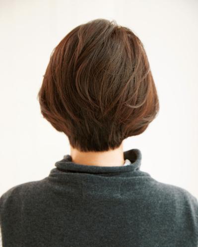 若見えがかなう！ 50代からの【すっきりショートボブ】2選。人気サロン「ZACC raffine」馬場和浩さんが提案（サムネイル画像7）