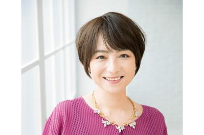 【50代からの最旬ショートヘア】2選。丸みシルエットで自然なふんわり感をプラス！（サムネイル画像）