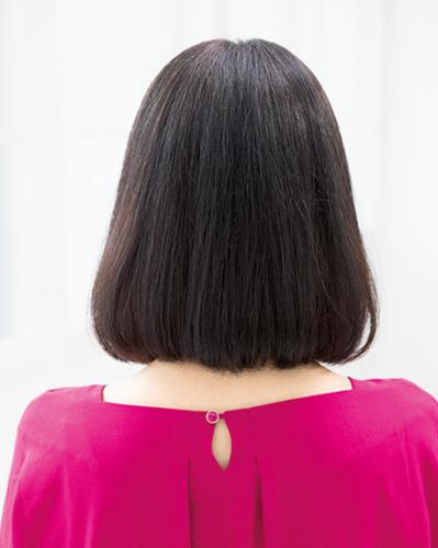 ツヤ＆軽やかさが若見えのカギ！【50代からのミディアムボブ】2選。人気サロン「natura」内藤新士さんが提案（サムネイル画像4）