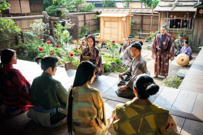 【豊臣兄弟！】政略結婚させられた市（宮﨑あおい）と慶（吉岡里帆）、二人に幸せな未来はあるのか？