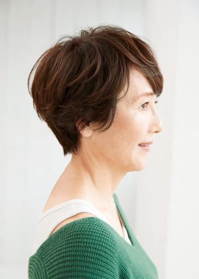 若見え効果バツグンの【大人かわいいマッシュショート】2選。白髪が目立ちにくいメリットも！（サムネイル画像3）