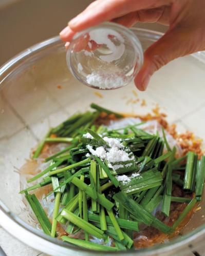 春雨を戻すところからレンジで完結！79歳現役料理研究家の「麻婆春雨」簡単レシピ（サムネイル画像5）