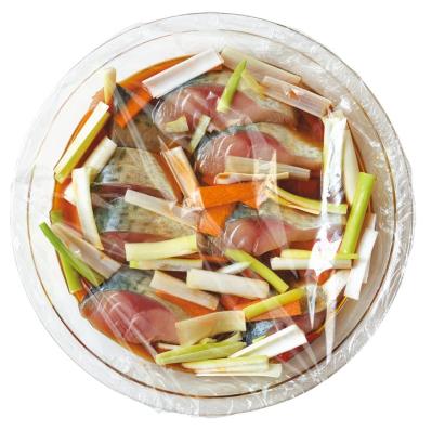 【揚げないのが意外】電子レンジで「さばの南蛮漬け」簡単3ステップ！翌日もおいしい作り置きレシピ（サムネイル画像2）