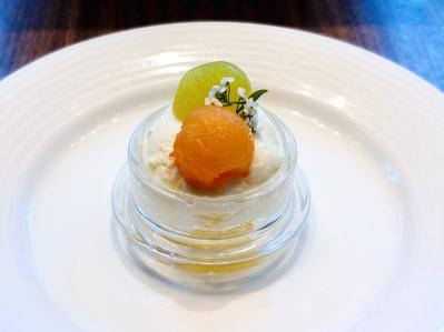 【2026年初夏限定】丸ノ内ホテルのメロンづくしアフタヌーンティーを実食レポ（サムネイル画像3）