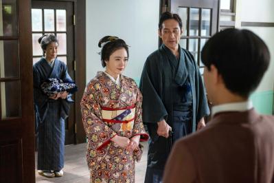 朝ドラ【風、薫る】仲間由紀恵演じる侯爵夫人が波乱を呼ぶ？ りんと直美の成長を見守りたい（サムネイル画像6）