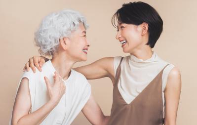 母からの電話やLINEでドキッ…それは限界サイン。こじれた母娘関係を見直す第一歩と、心を守る線引きのコツ