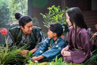 小一郎（仲野太賀）、慶（吉岡里帆）、与一郎（高木波瑠）（サムネイル画像）
