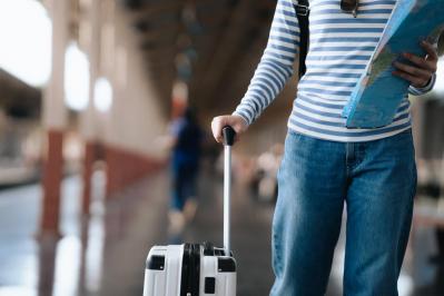 50代のひとり旅は「ついで旅」でいい。岸本葉子さんに聞く、おっくうのハードルを下げるコツ（サムネイル画像）