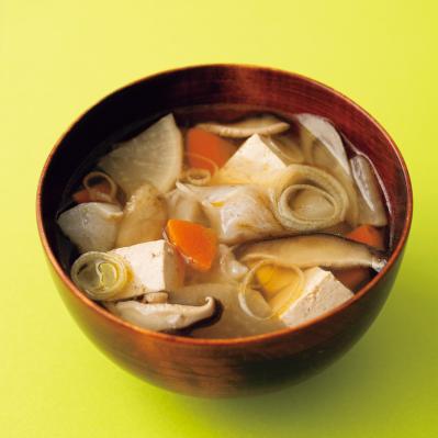 冷めてもおいしい【けんちん汁】の秘密とは？野菜と豆腐のうまみが増す意外なひと工夫（サムネイル画像2）