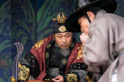 「私は実家に帰ります！」王妃が王に啖呵を切る韓国ドラマ『元敬（ウォンギョン）〜欲望の王妃〜』が面白い。前半1〜12話レビュー【ネタバレあり】（サムネイル画像4）