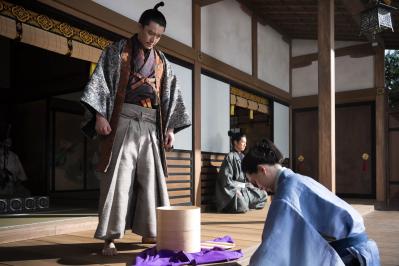 【豊臣兄弟！】最後の力を振り絞り、戦場へと向かう竹中半兵衛（菅田将暉）。荒木村重（トータス松本）のクズ男ぶりも見もの！（サムネイル画像7）