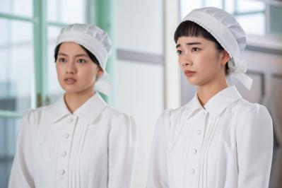 朝ドラ【風、薫る】ツヤを見守りながら、現実の厳しさを思い知る回。「きっと夢は叶う」と信じるりんの、お嬢様の立ち位置