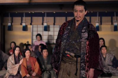 【豊臣兄弟！】非情な振る舞いが増える織田信長（小栗旬）。次回「本能寺の変」はどう描かれる？