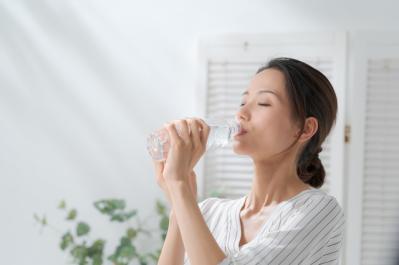 500mLを3～4時間で1本が目安！ 高血糖リスクを防ぐ【夏の水分補給】Q&A（サムネイル画像2）