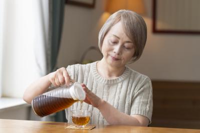 500mLを3～4時間で1本が目安！ 高血糖リスクを防ぐ【夏の水分補給】Q&A（サムネイル画像3）