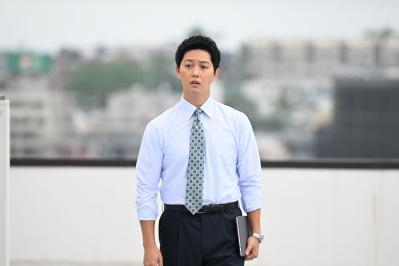 反町隆史「GTO」28年ぶり復活！令和の学校で“評価制度”に追い詰められる鬼塚英吉【第2話あらすじ】（サムネイル画像7）