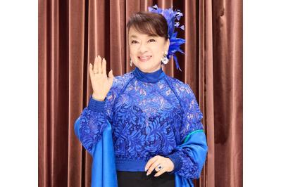 紅白歌合戦、あの歌手の豪華巨大衣装はジュディ・オングが原点だった！？「魅せられて」からのインスピレーションで誕生