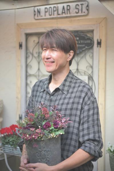 パンジー人気が再燃中！ 園芸家・坂下良太さんの秋の寄せ植え2スタイル。春いっぱい楽しむコツも伝授（サムネイル画像2）