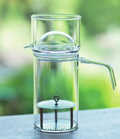 はじめてのハーブ蒸留は鍋でOK！ローズマリーの芳香蒸留水を作る6ステップ（サムネイル画像3）