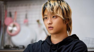 NHK夜ドラ【税金で買った本】第28回のあらすじは？ 紀一（奥平大兼）、母・りょうこ（矢田亜希子）から知らされた父（平山浩行）の衝撃の真実とは…（ネタバレあり）（サムネイル画像4）