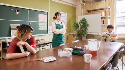 NHK夜ドラ【税金で買った本】第27回のあらすじは？ 紀一（奥平大兼）、久しく会っていなかった父（平山浩行）を見つけ、あとを追うと…（ネタバレあり）（サムネイル画像5）