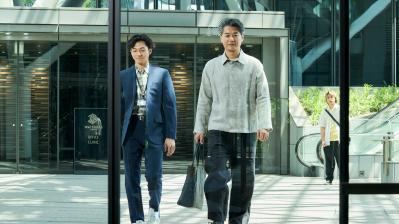 NHK夜ドラ【税金で買った本】第28回のあらすじは？ 紀一（奥平大兼）、母・りょうこ（矢田亜希子）から知らされた父（平山浩行）の衝撃の真実とは…（ネタバレあり）（サムネイル画像3）