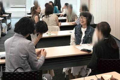 「お父さん」「お母さん」になる前の親を知っていますか？ 思い出をたどって見つけた、家族の新しい物語【「おとなの学校」イベントレポート】（サムネイル画像5）