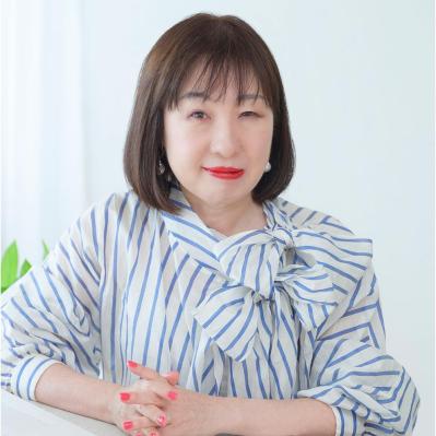 綛谷久美